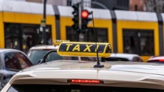 Taxi
